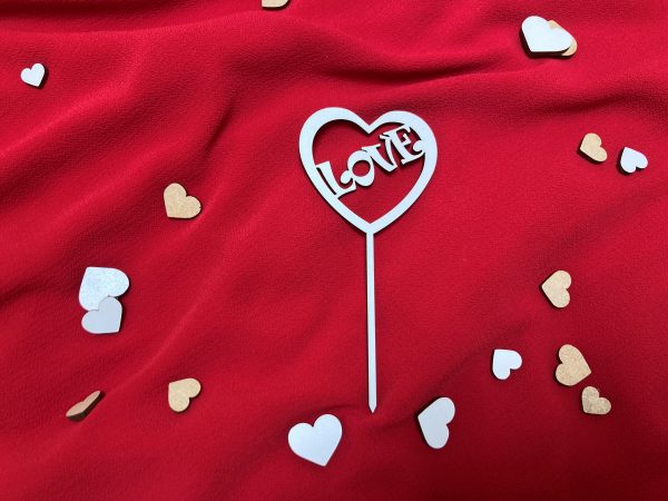 Cake topper Love en corazón