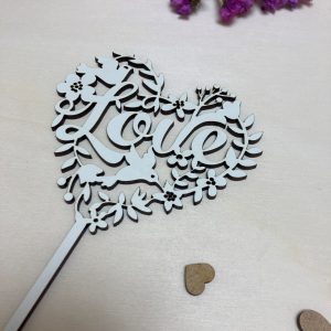 Cake topper Love en corazón de flores - Imagen 2